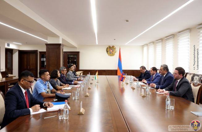 Հայաստան է ժամանել Հնդկաստանի պաշտպանության քարտուղարը