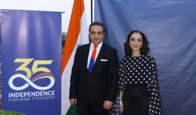Հայաստանի Հանրապետության անկախության 35-րդ տարեդարձի կապակցությամբ կայացել է պաշտոնական ընդունելություն և Հայաստանի պետական կամերային նվագախմբի համերգաշար